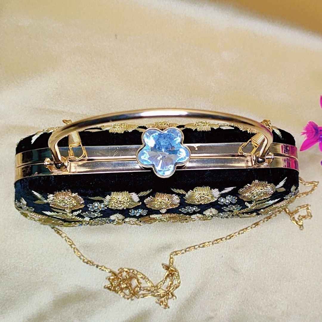 Bridal Clutch With Zardozi Embroidery