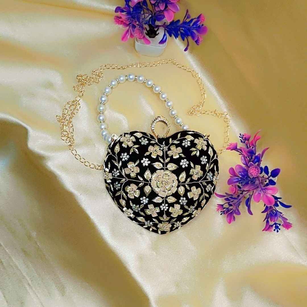 Heart Shaped Bridal Clutch & Pearl Chain