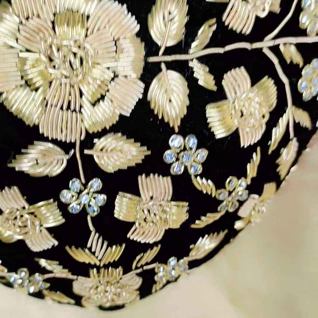 Heart Shaped Bridal Clutch & Pearl Chain